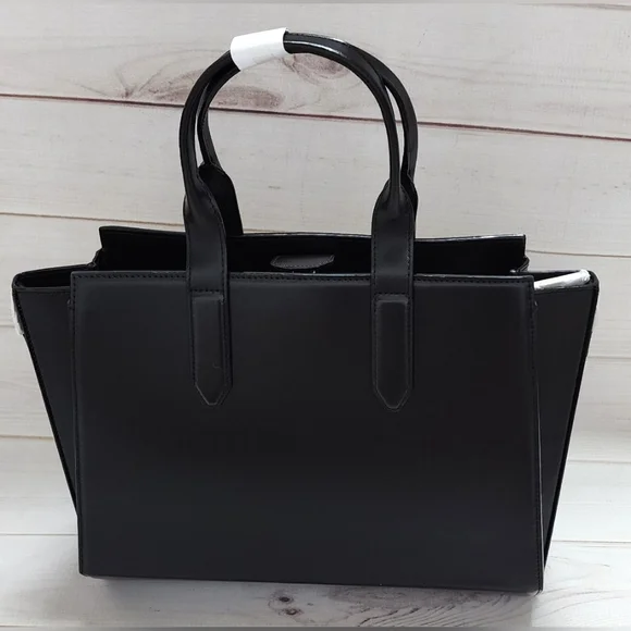 NWT Halston Heritage East West Leather Tote in Black with Dust Bag - Picture 4 of 14